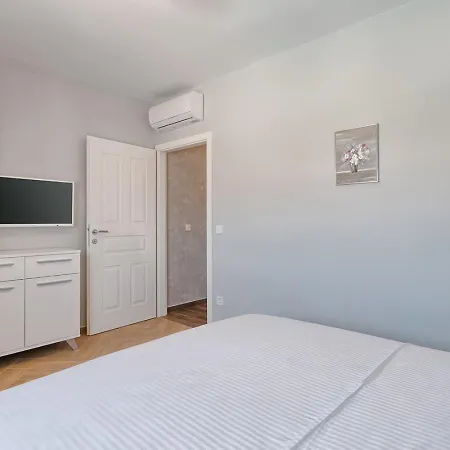 Villa Mokka Near Pula Only 900 Meter From The Beach Štinjan
