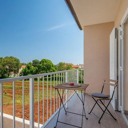 Villa Mokka Near Pula Only 900 Meter From The Beach *