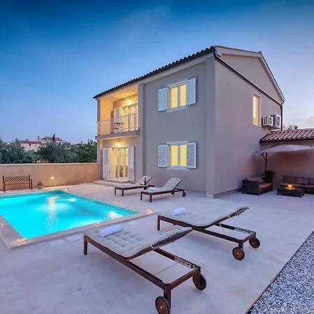 Mokka Near Pula Only 900 Meter From The Beach Villa Štinjan